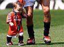 beckham&brooklyn_20000506_3.jpg